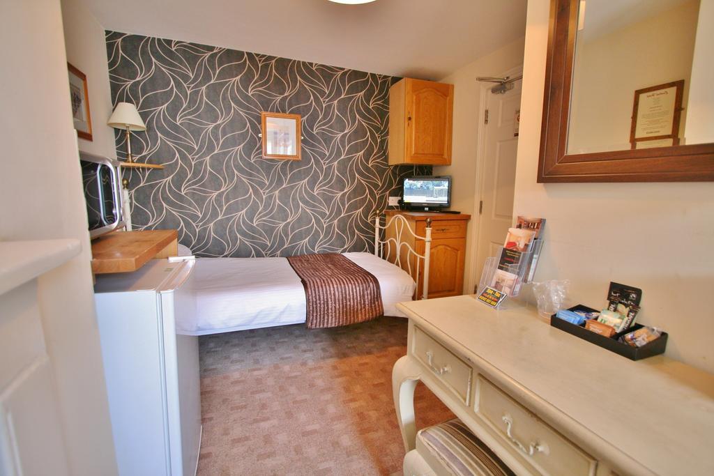 Central Hotel Cheltenham By Roomsbooked Room photo